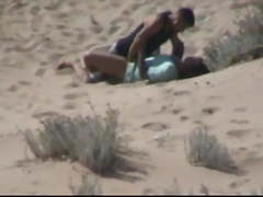 Marocaine couple caught fucking at the beach
